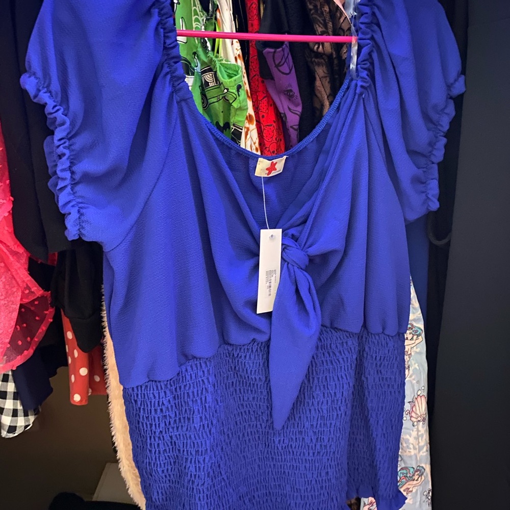 Blue top